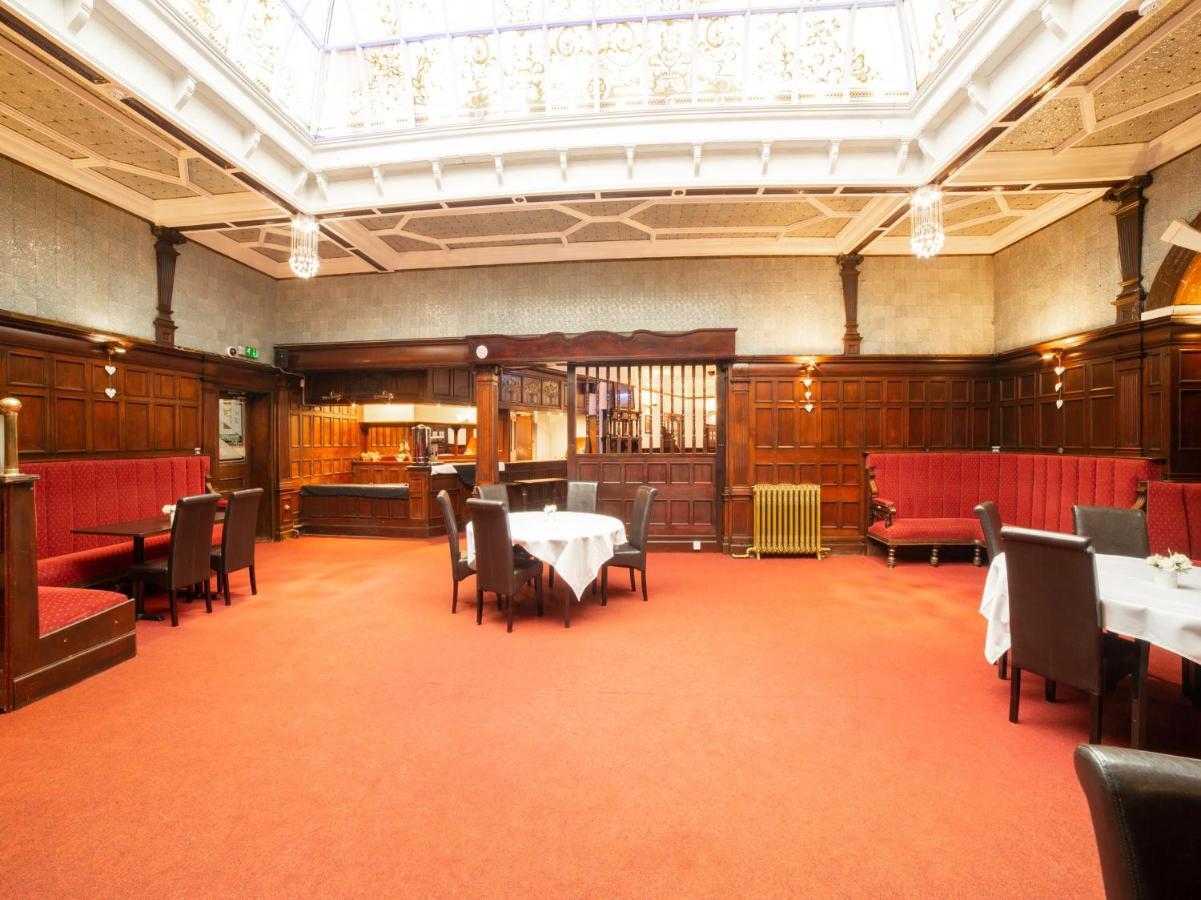 The Royal Hotel Kettering Exterior photo