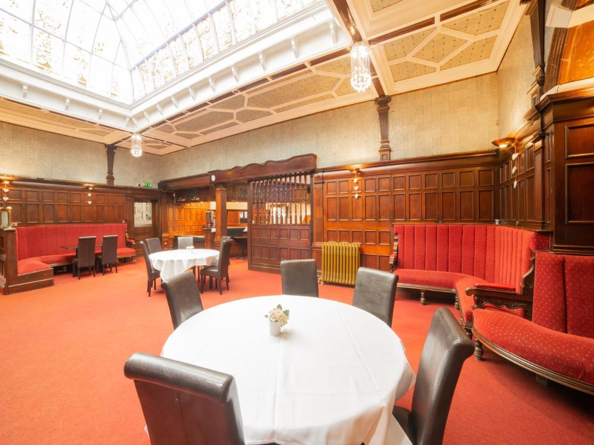 The Royal Hotel Kettering Exterior photo